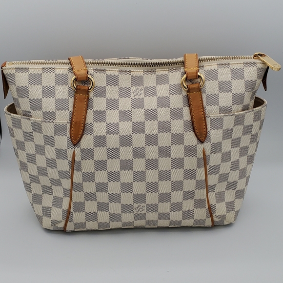 ๐ SOLD ๐ Louis Vuitton Totally PM in Damier Azur - Picture 3 of 17
